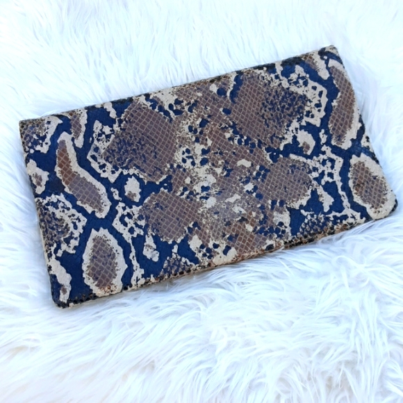 NWOT ANN TAYLOR CLUTCH - Picture 12 of 12